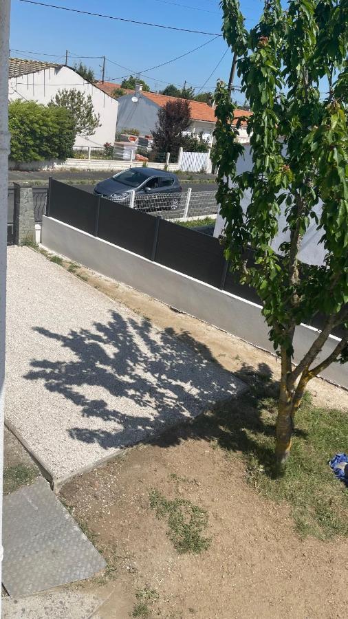 Belle Maison Avec Jardin Rdc T3 De 70M2 Vacances Ou Cure Thermale Rochefort Bagian luar foto