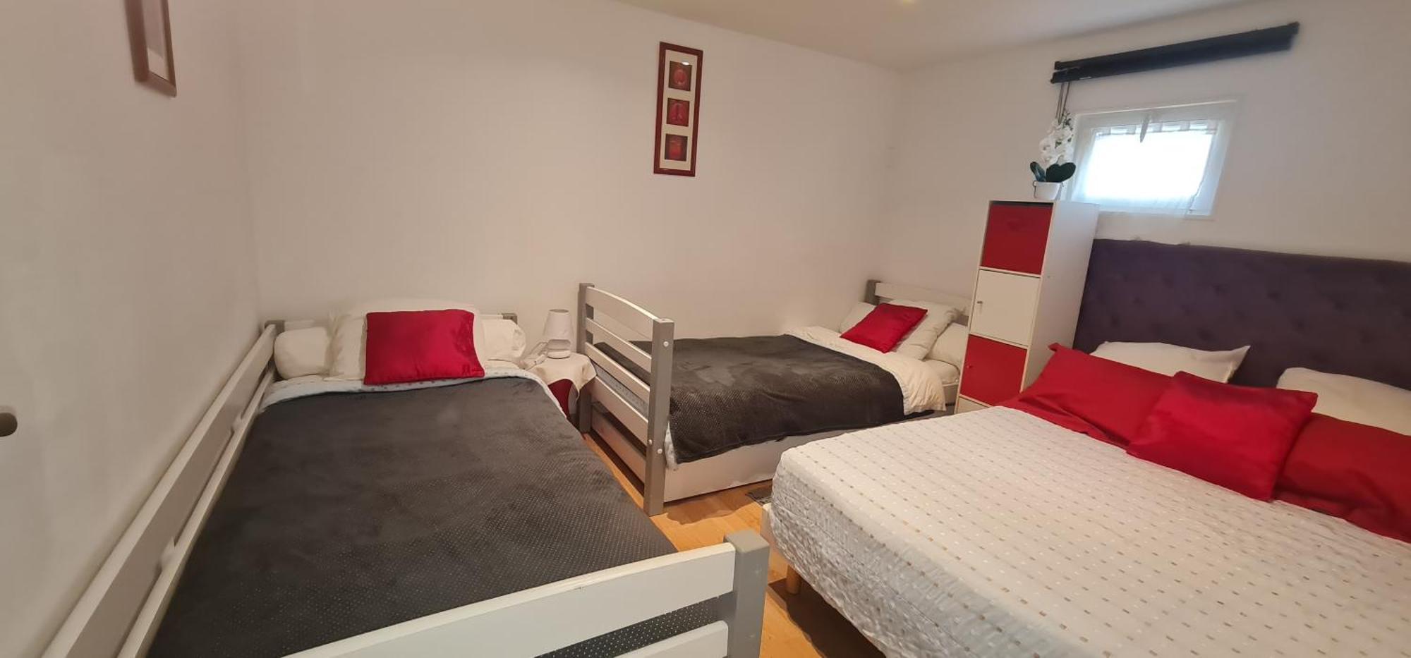 Belle Maison Avec Jardin Rdc T3 De 70M2 Vacances Ou Cure Thermale Rochefort Bagian luar foto