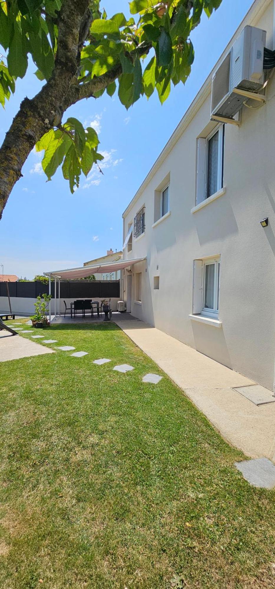 Belle Maison Avec Jardin Rdc T3 De 70M2 Vacances Ou Cure Thermale Rochefort Bagian luar foto